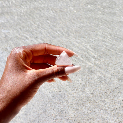 1" inch clear quartz pyramid