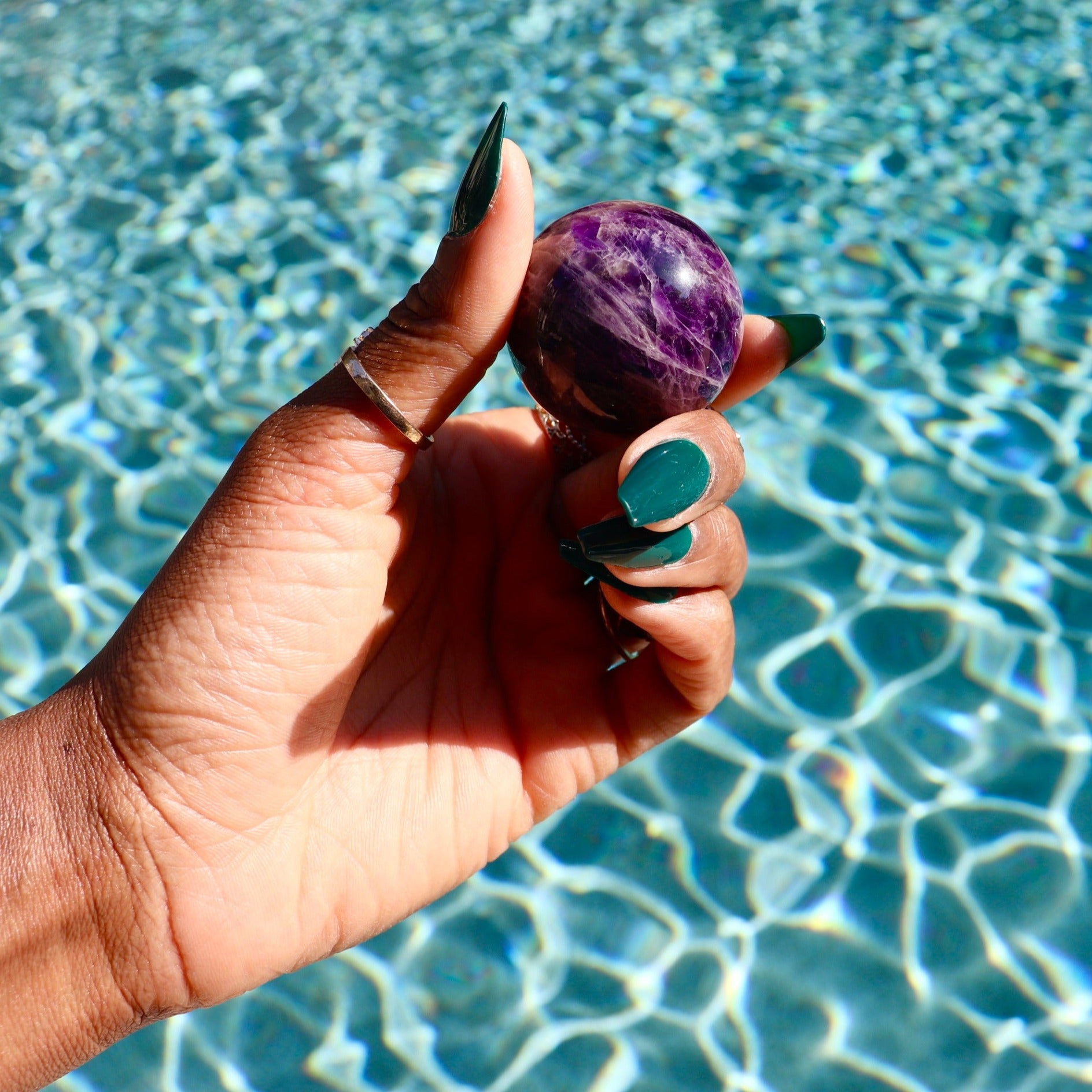 Medium size amethyst sphere